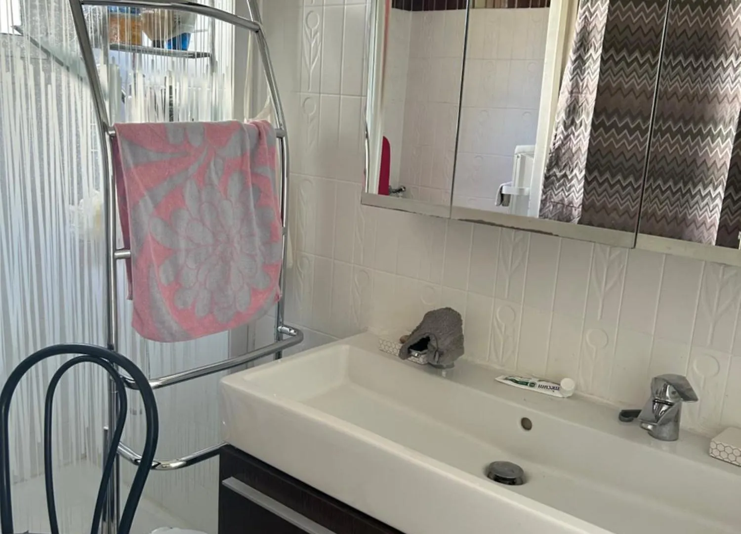Homestay Maison Les Louves Saint-Raphael