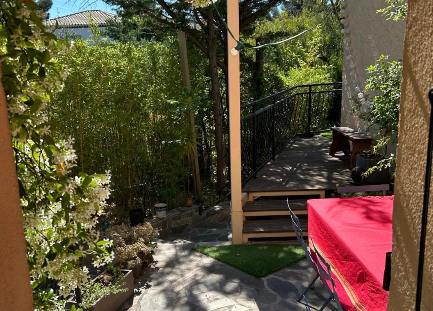 Maison Les Louves Saint-Raphael  Homestay Saint-Raphael (Var)